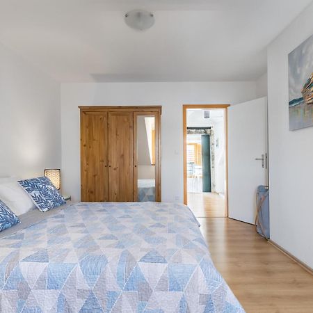 מימיצה Waterview Apartments מראה חיצוני תמונה