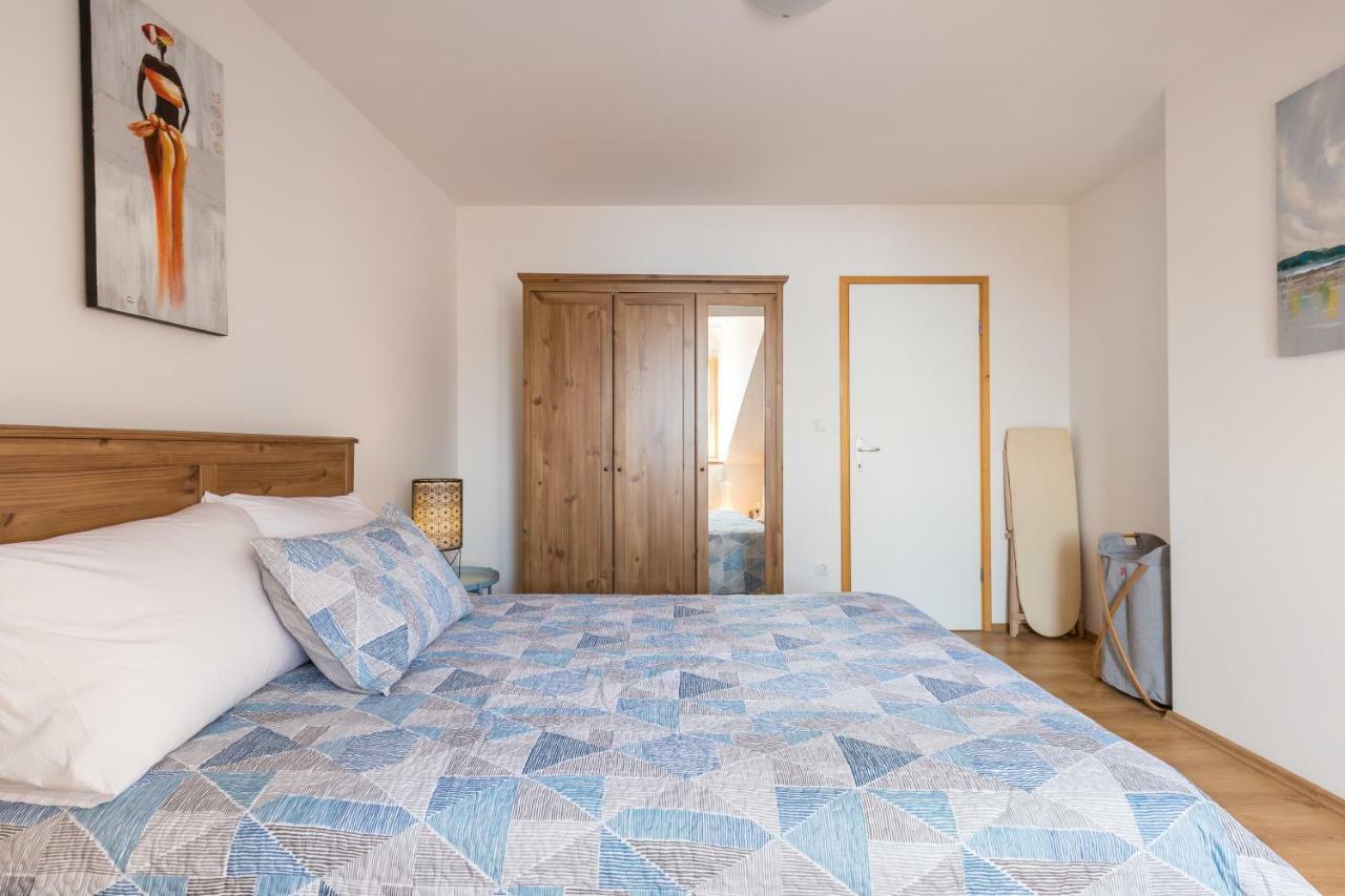 מימיצה Waterview Apartments מראה חיצוני תמונה